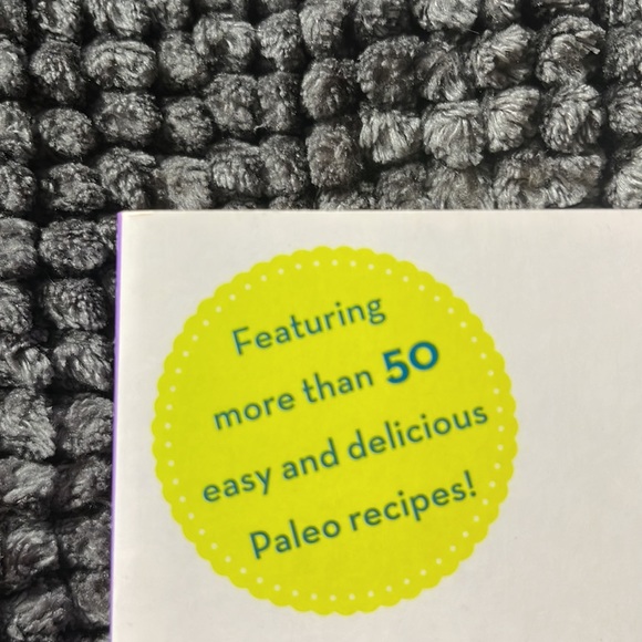 NWT Paleo Book Paleoista💜💖Gain Energy Get Lean & Feel Fabulous - Picture 3 of 5